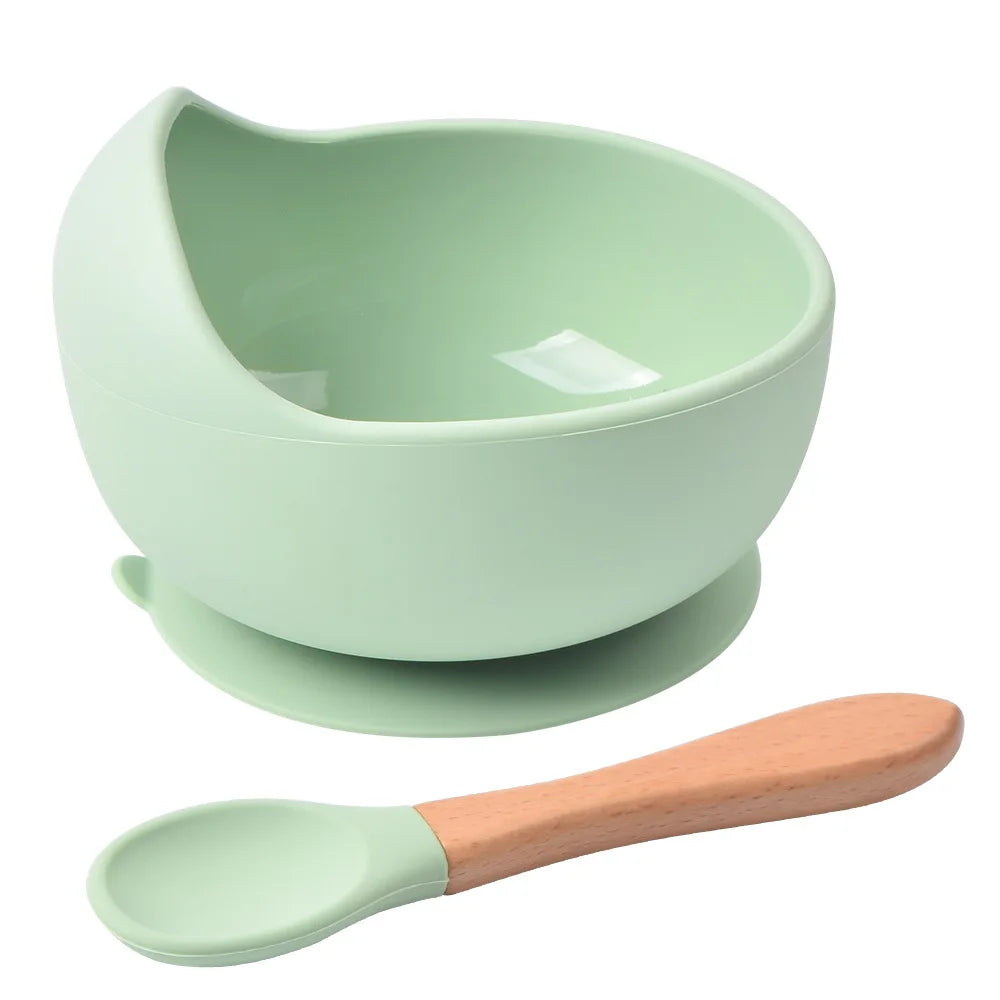 Kids Cup Silicone Food Storage Box Solid Color Baby Sippy Cup Portable Children Snacks Container with Lid Scale BPA Free 200Ml