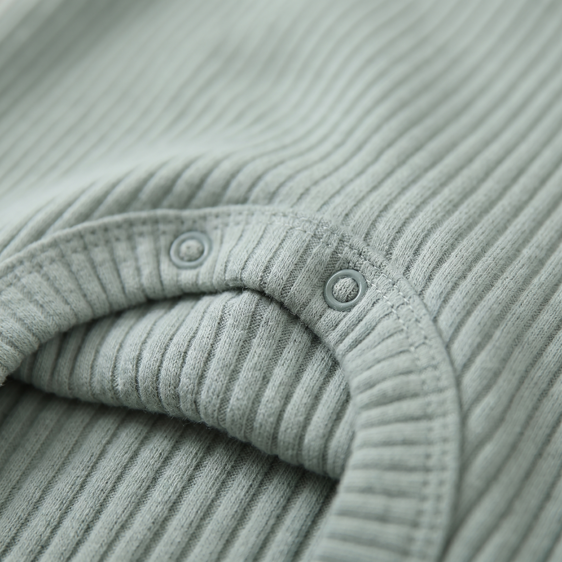 Ribbed Knit Baby Romper – Long-Sleeve Newborn One-Piece